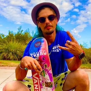 Meet your Posher, Jay